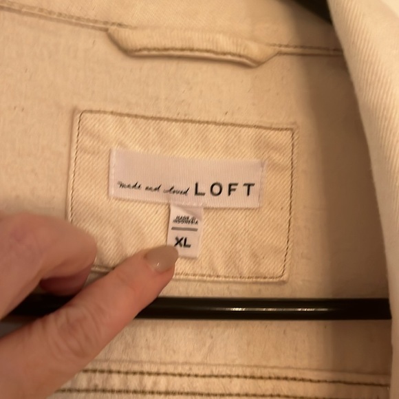 Loft XL women’s cream Jean denim trucker oversized jacket - Picture 3 of 3